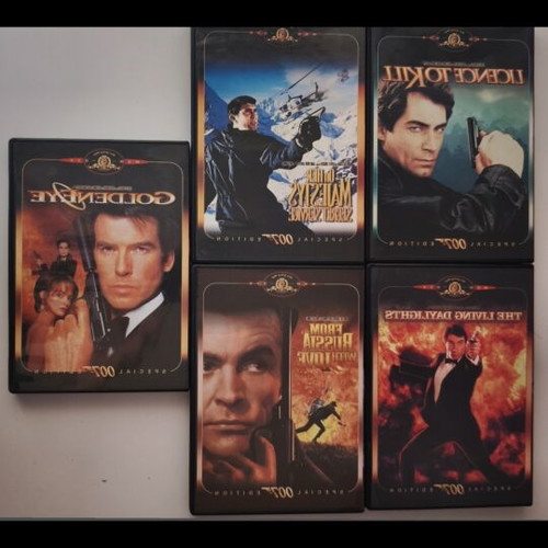 007 DVD set like new, 5 action adventure movies with subtitles