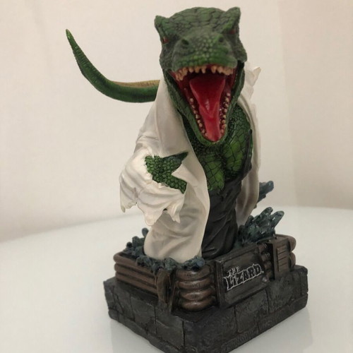 Lizard bust new, 8 inches, Spider-Man villain, Diamond Select