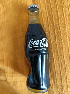 Coca Cola Dancing like new