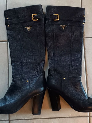 Prada boots black leather size 38.5 like new