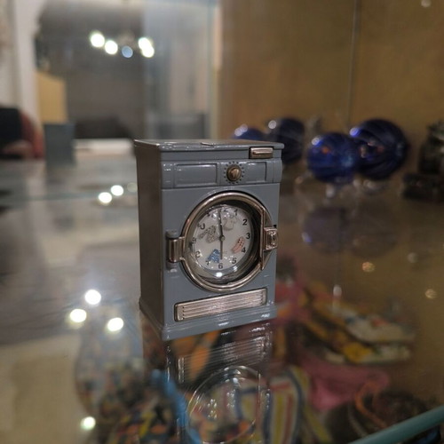 Vintage table clock like new, decorative
