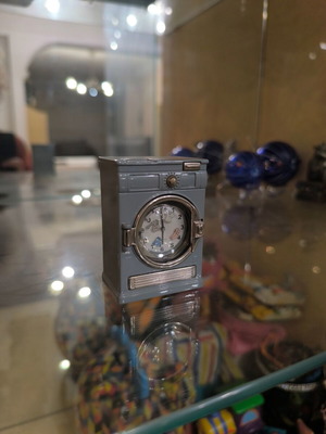 Vintage table clock like new, decorative