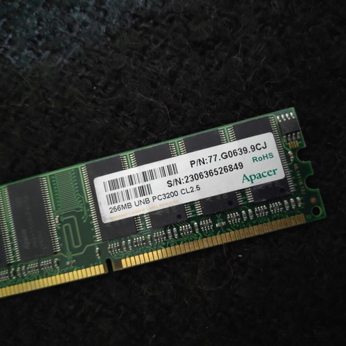 Apacer 256MB DDR PC3200 CL2.5 RAM memory like new
