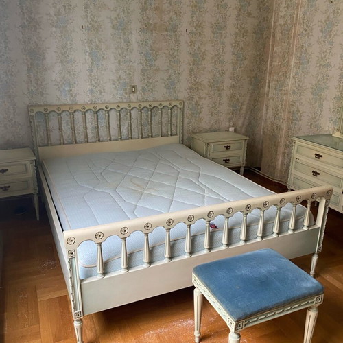 Vintage bedroom set used, double bed, nightstands, dressing table, stool