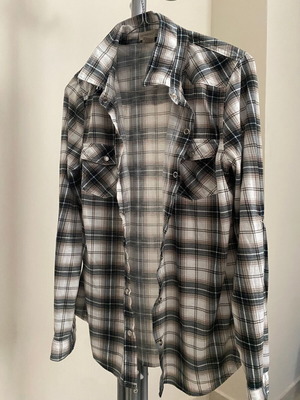Black and white plaid shirt Passport M like new, western style