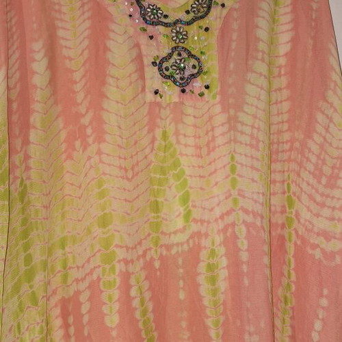 Shirts pink green medium large like new