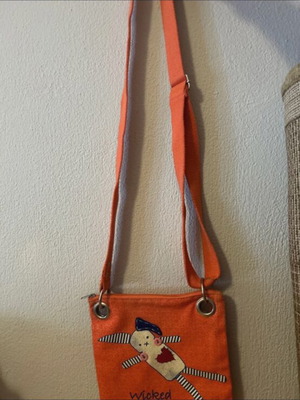 Children's crossbody bag like new, orange with design