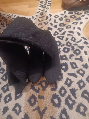 Black boots like new, size 39.5