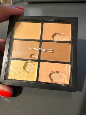 Mac palette with correctors used