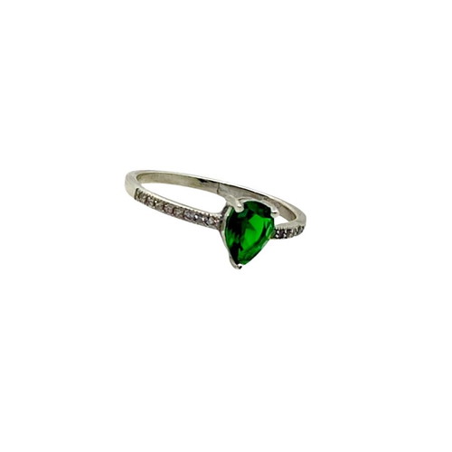 Silver ring like new with 16 Swarovski crystals and emerald size N15
