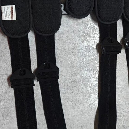 Thigh-calf brace with goniometer like new