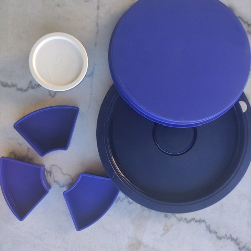 Tupperware platter new with central container for serving