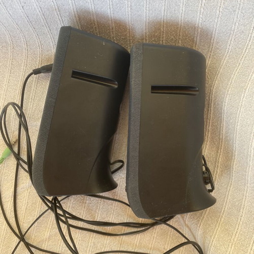 Creative SBS A40 computer speakers like new, wired 2.0 system