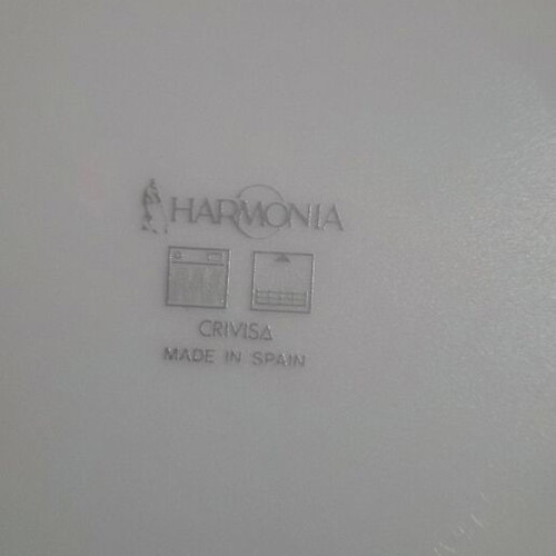 Harmonia Crivisa 36-Piece Dinnerware Set Like New, White with Turquoise