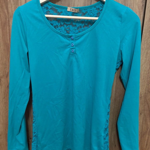 Long-sleeve blouse used with lace, size M/L, turquoise