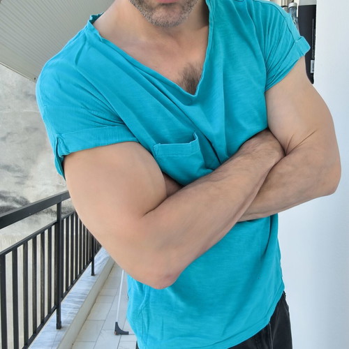 H&M men's T-shirt medium turquoise like new, cotton