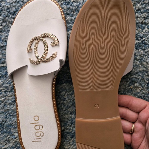 Women's slippers size 41 white with gold decoration new