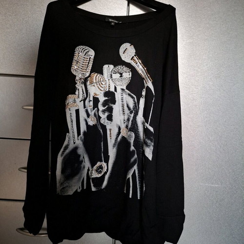 Denny Rose long-sleeve blouse like new, black