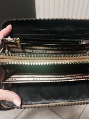 Wallet in very good condition