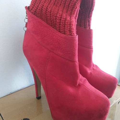 Red boots used, size 38