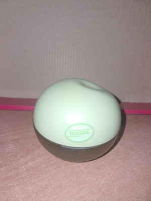 DKNY Be Delicious Delights Cool Swirl Eau de Toilette 50ml μεταχειρισμένο, γυναικείο άρωμα