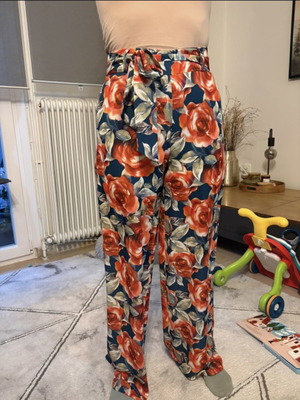 Floral pants Desirèe like new, multicolor, size M