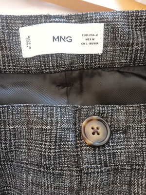 Mango women's skirt medium black and white