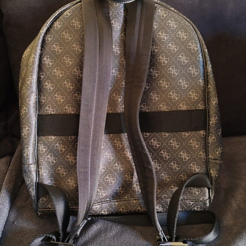Guess backpack like new, brown leatherette