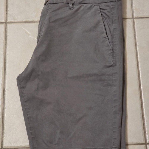Funky Buddha men's shorts like new, size 34, grey