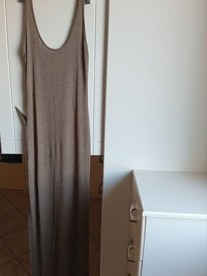 Zara maxi dress new, beige, size M