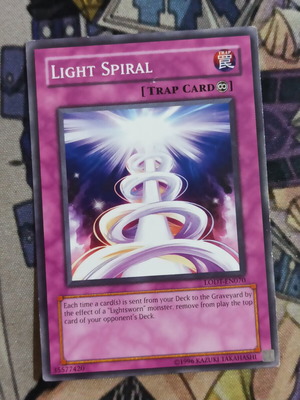 Light Spiral Continuous Trap κάρτα Lightsworn τράπουλας, σαν καινούργιο
