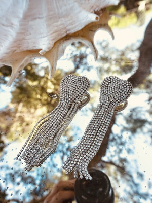 Saint Maurice faux bijoux earrings silver like new with rhinestones