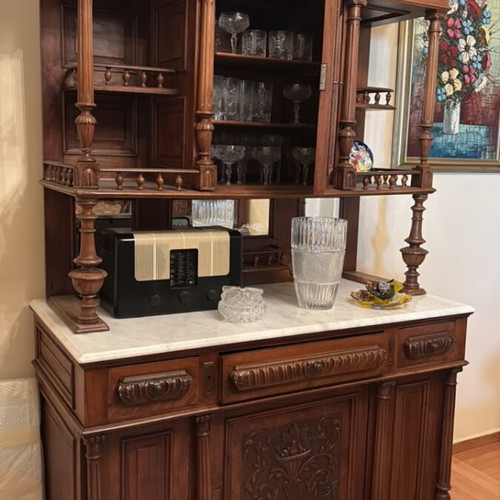 Vintage buffet like new condition