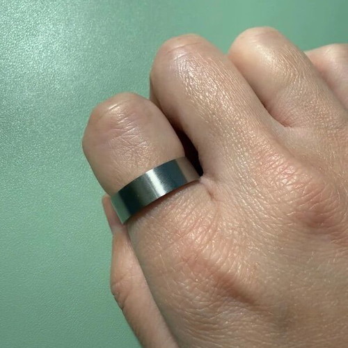 Stainless steel wedding ring like new, silver, size 56