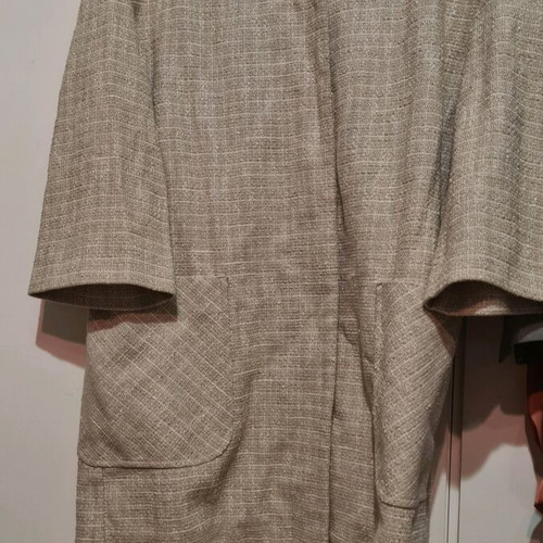 Benetton white coat used size S broken