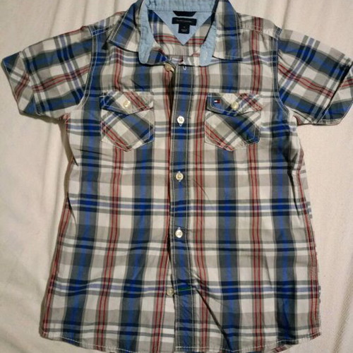 Tommy Hilfiger Boys Button Down Shirt like new, size 6