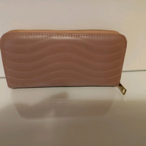Women's wallet pink like new