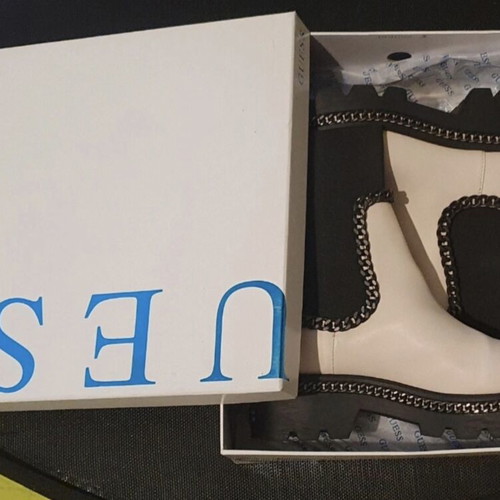 Guess ankle boots cream new in box
