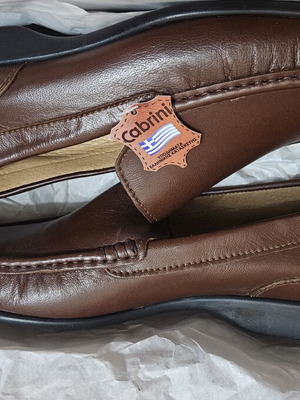 Cabrini men's leather moccasins new, dark brown, size 43