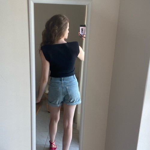 Zara black crop top like new, size M