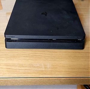 Playstation 4 slim (500 GB) σε άριστη κατάσταση