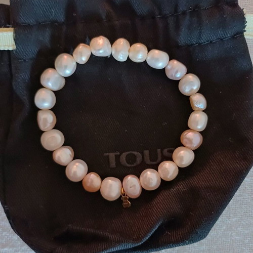 Tous bracelet with genuine pearls and gold bear like new