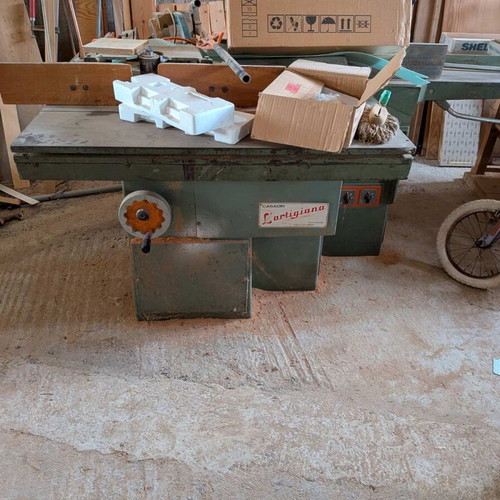 Professional woodworking machines used, package