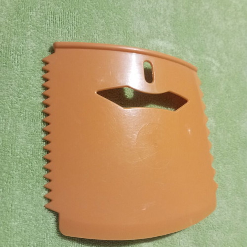Vintage 80's Tupperware Kitchen Scraper Spatula like new