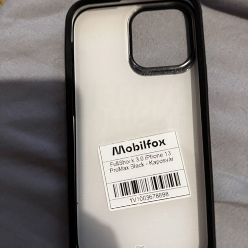 iPhone 13 Pro Max cases like new, including Mobilfox