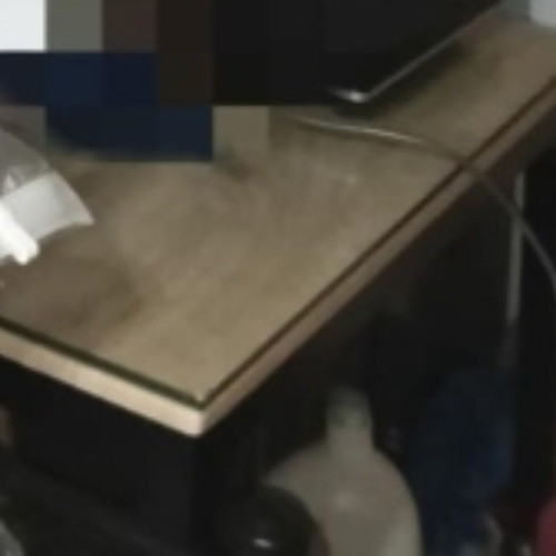 Kitchen table for 4 people with thick glass