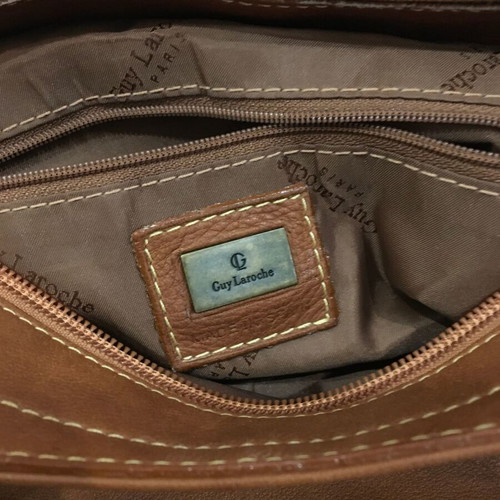 Guy Laroche leather shoulder bag like new, brown