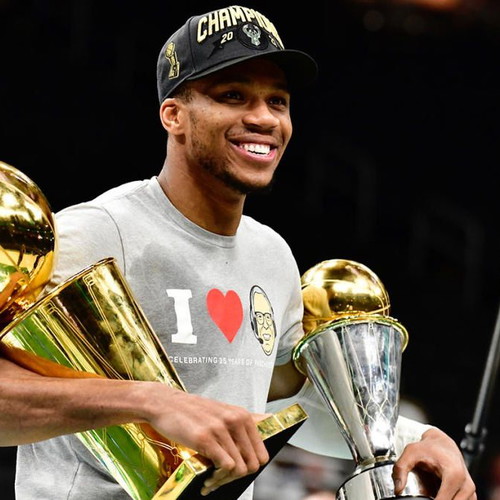 Φανέλα Εμφάνιση Giannis Antetokounmpo Milwaukee Bucks MVP Μέγεθος XL Συλλεκτική