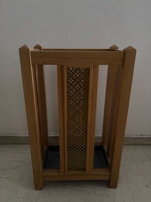 Umbrella stand used