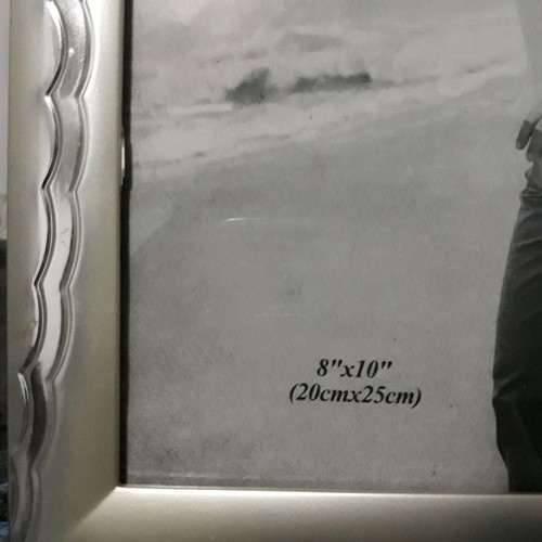 Photo frame 20×25cm new, velvet back and plastic front design